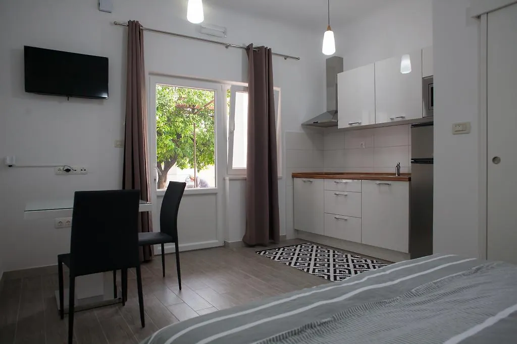 Apartments Svilan Trogir Croatie