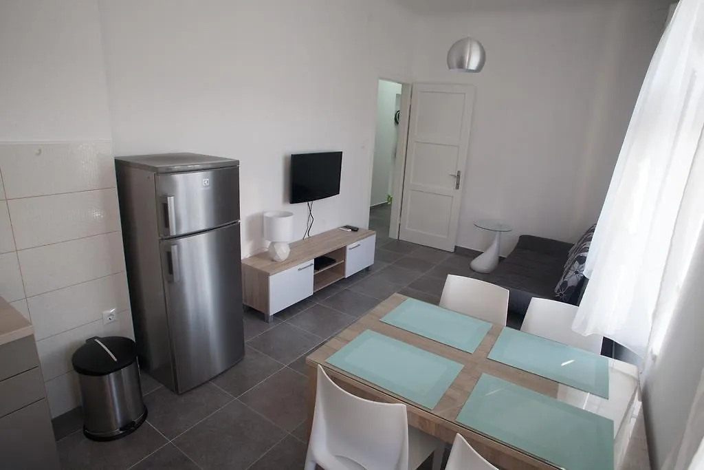 Apartments Svilan Trogir