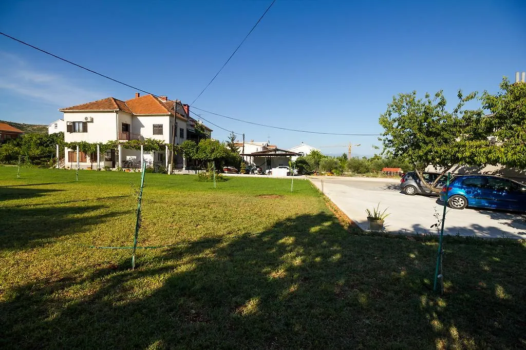 Apartments Svilan Trogir